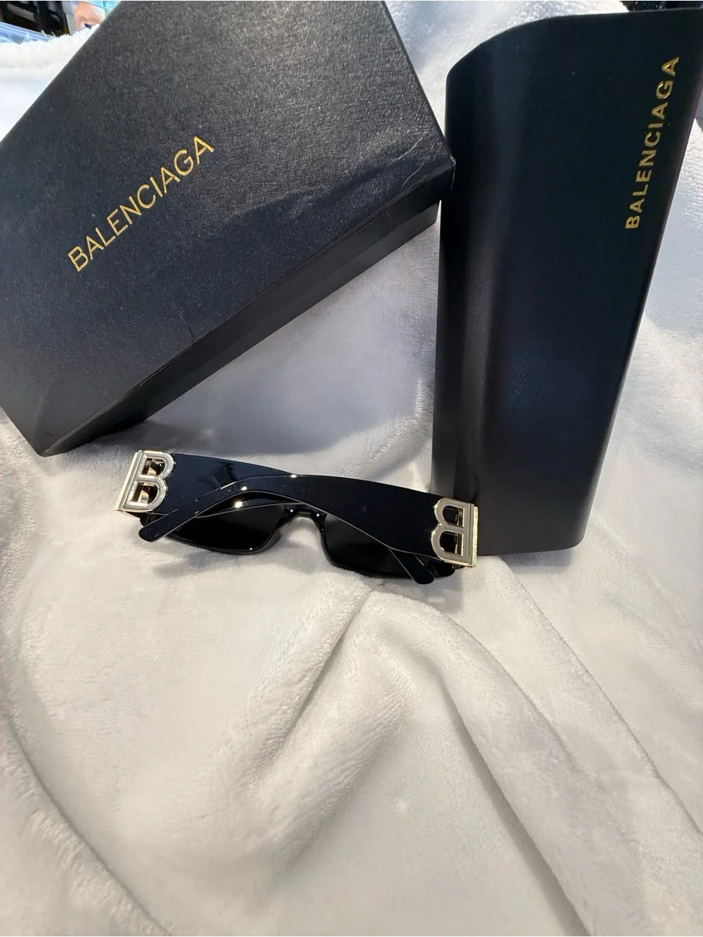 Balenciaga Black Rectangular Sunglasses with Logo Accents